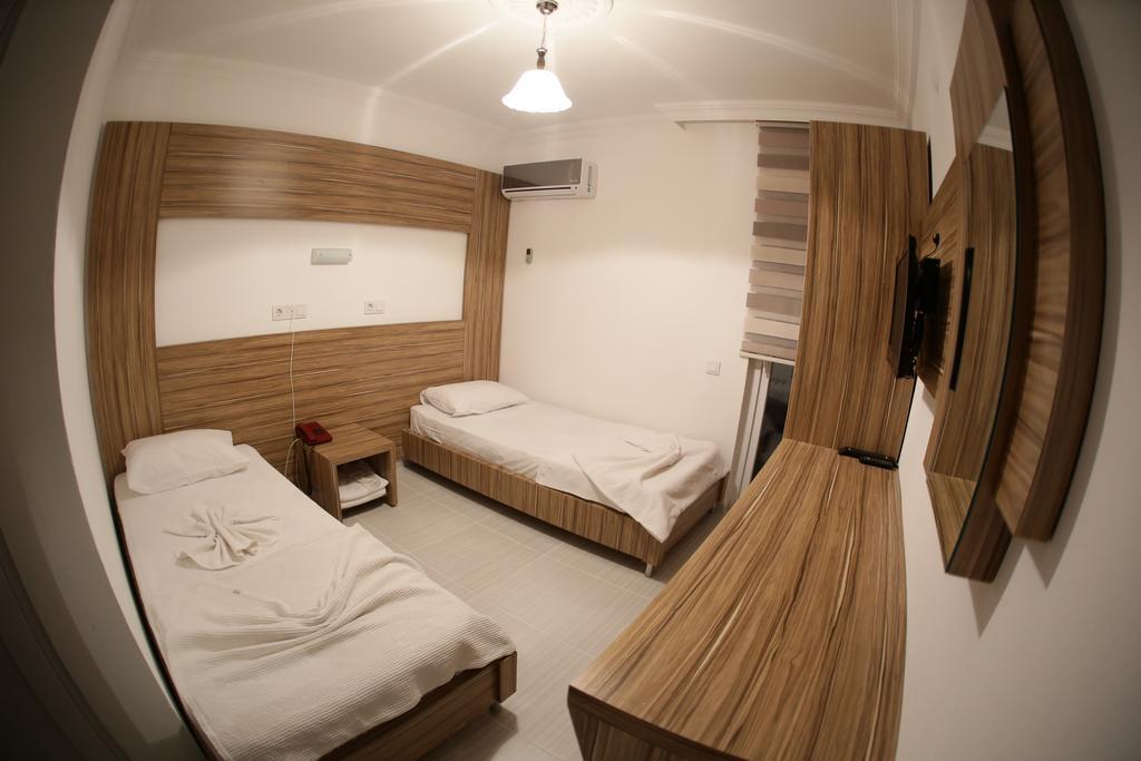 Araucaria Pension Antalya Rum bild