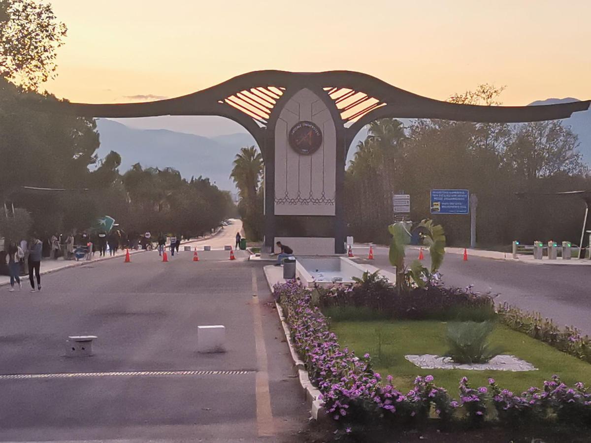 Araucaria Pension Antalya Exteriör bild